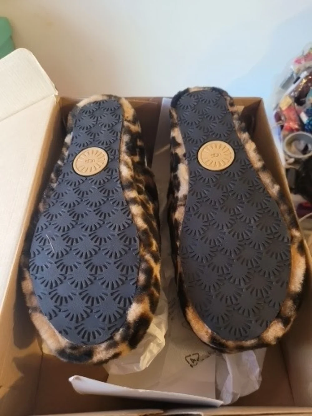 UGG Fluff Yeah Slide in Panther Print Brown and Black - Picture 2 of 6